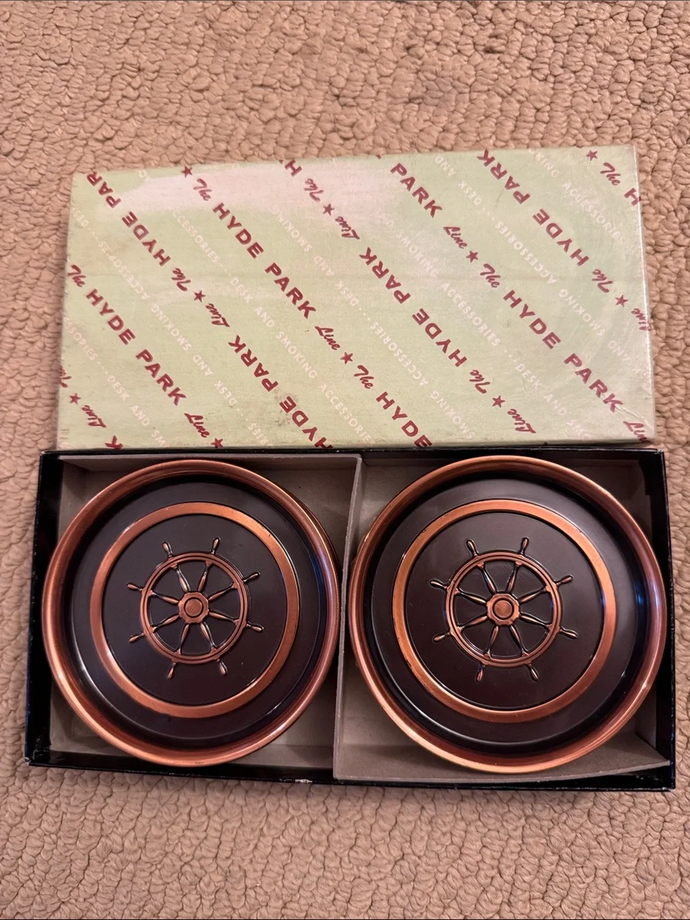 Vintage Hyde Park bronze & metal set of 6 nautical ship wheel coasters in box